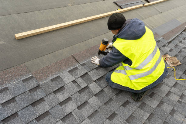 Roof Gutter Cleaning in Newport Beach, CA